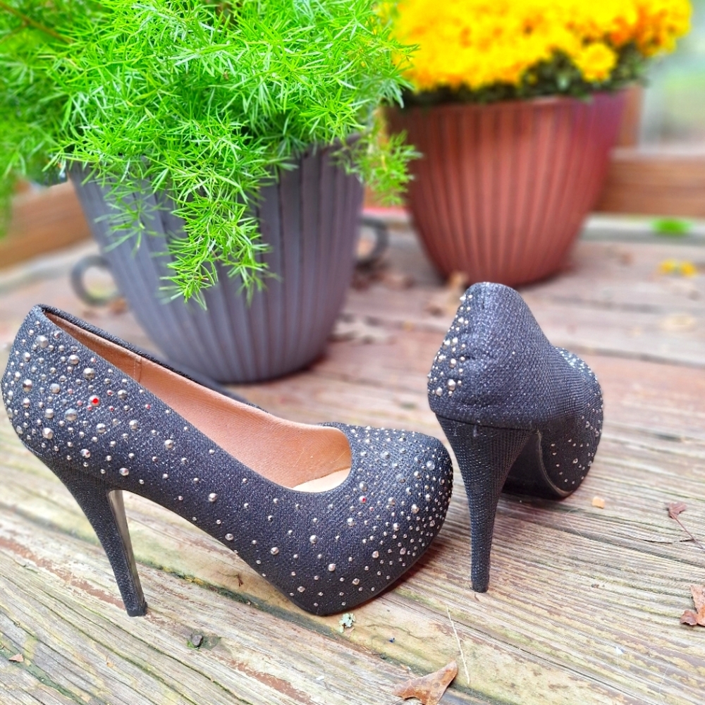 NEW Delicacy Size 10 Black Studded High Heel Shoes